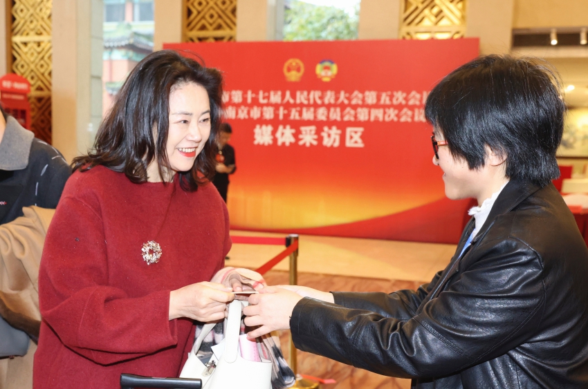 委员报到！南京进入“两会时间”